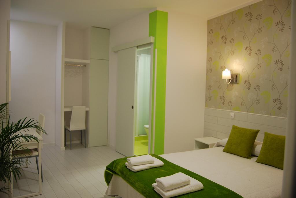 מדריד Hostal Petite Maman חדר תמונה