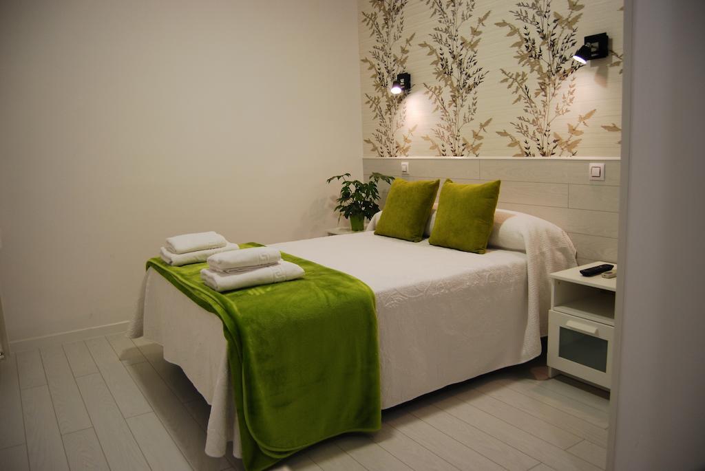 מדריד Hostal Petite Maman חדר תמונה